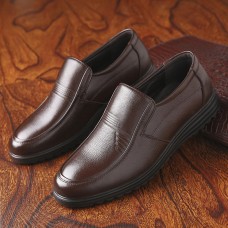 Men Round Toe Comfort Slip On Business Casual Loafers Cotton Shoes